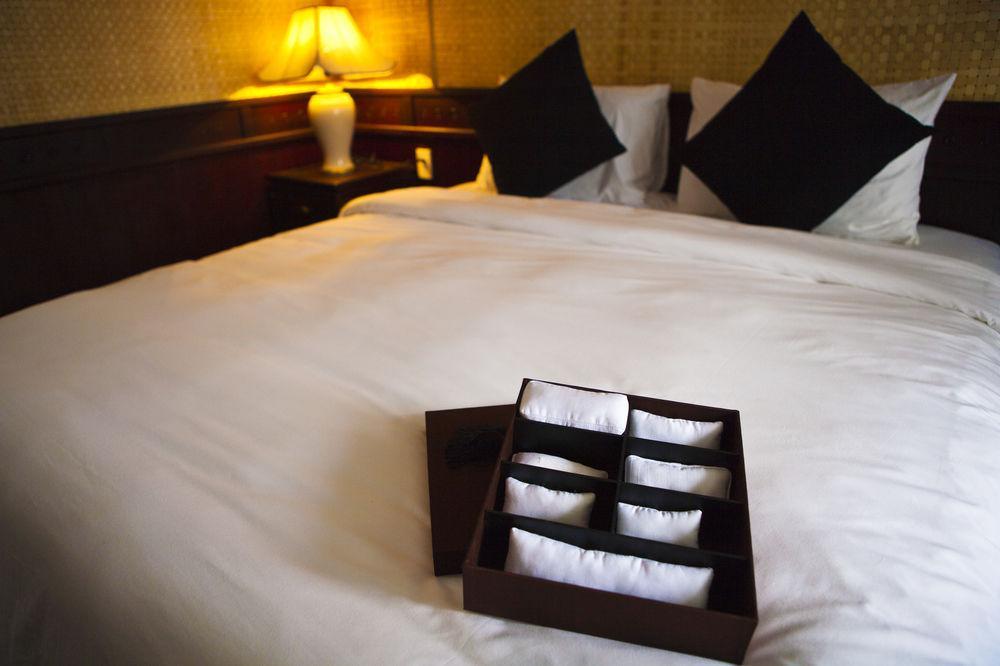 Hotel Bhaya Legend Cruises Ha Long Esterno foto
