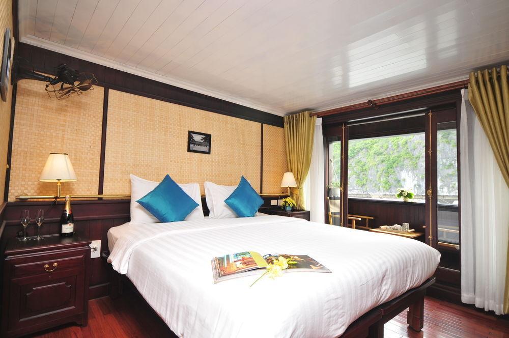 Hotel Bhaya Legend Cruises Ha Long Esterno foto
